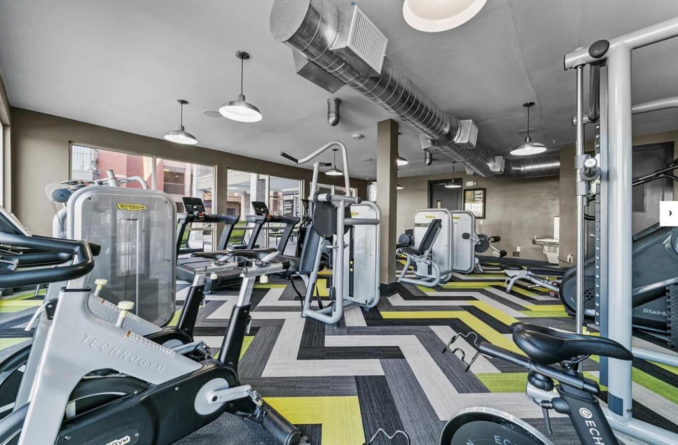 Landing At Lofts At Sylvan Thirty - In West Apartment Dallas