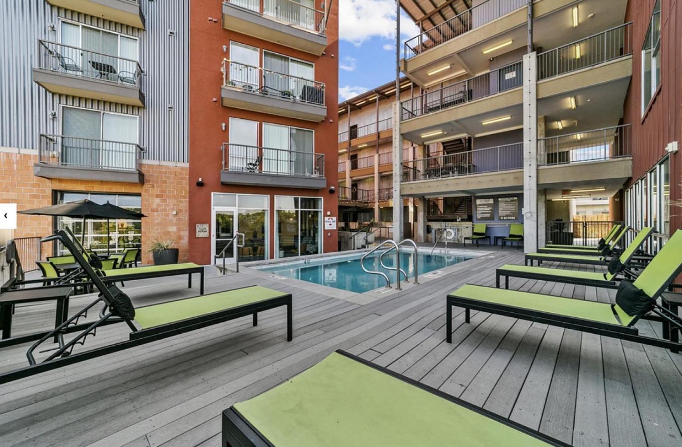 Landing At Lofts At Sylvan Thirty - In West * Dallas