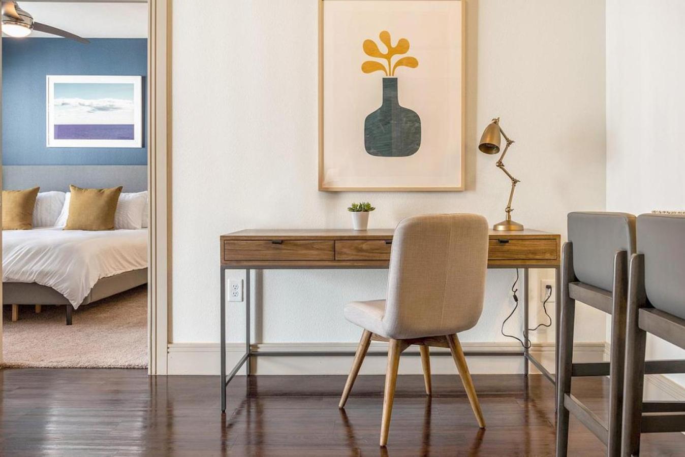 Apartment Landing At Lofts At Sylvan Thirty - In West