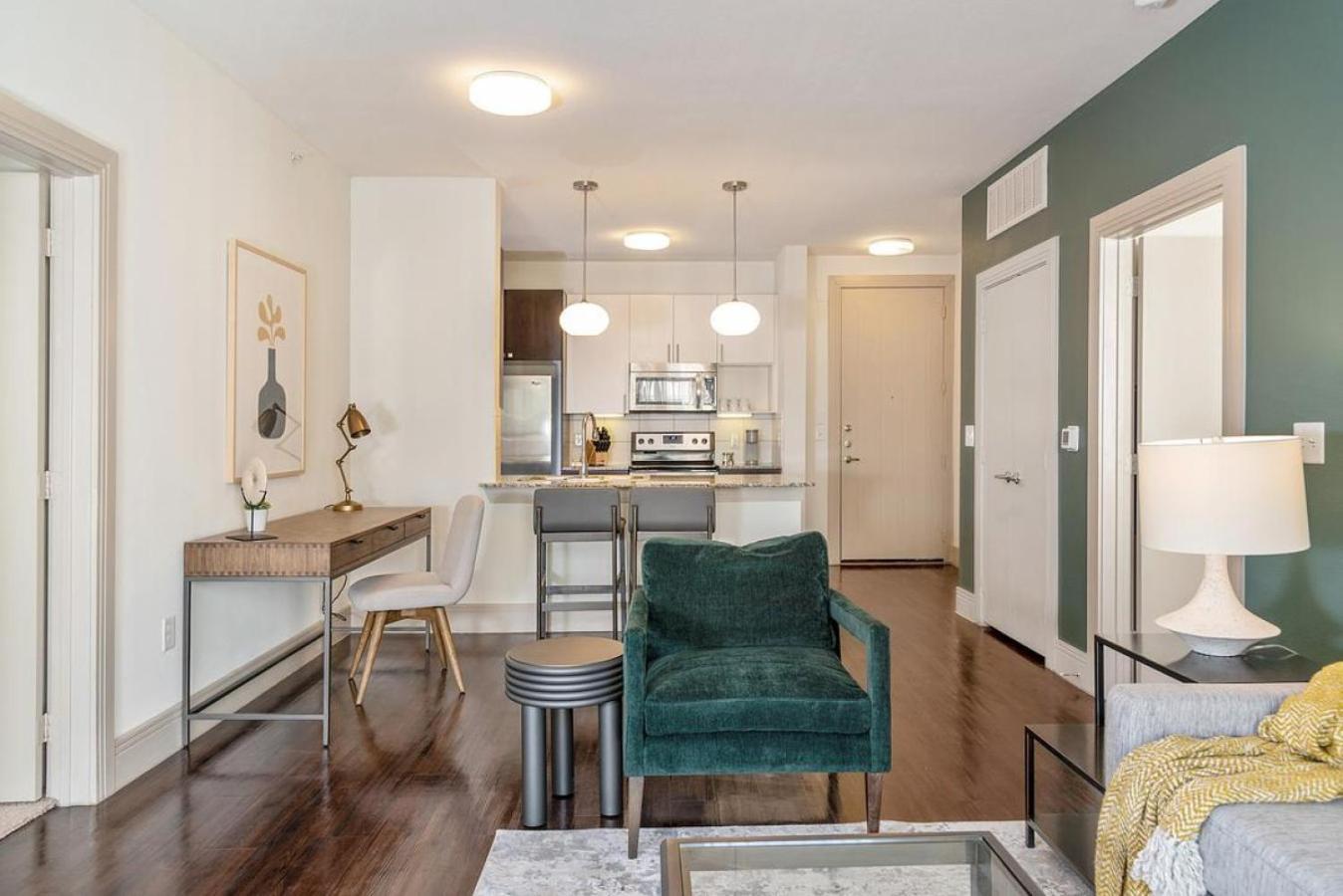 Apartment Landing At Lofts At Sylvan Thirty - In West *